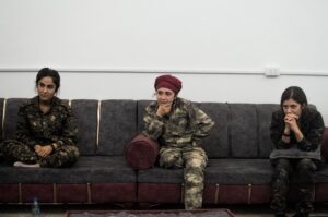 Scopri di più sull'articolo Dentro un processo appena iniziato: le voci delle donne del Rojava